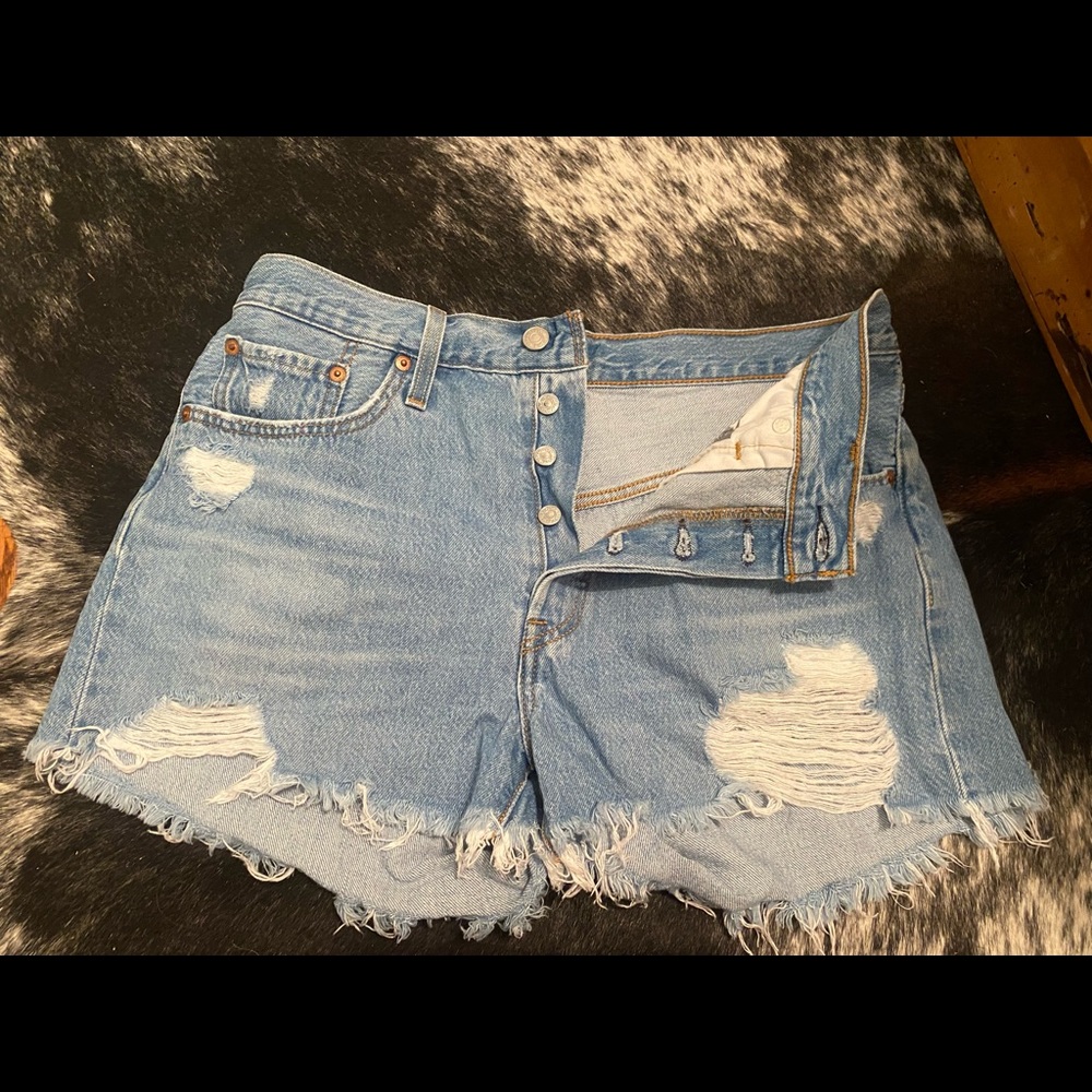 Levi’s jean shorts